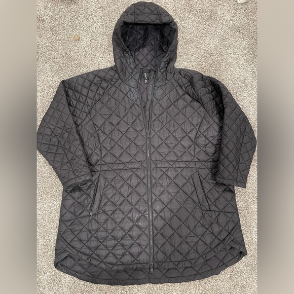 Athleta Whisper featherless insulated puffer jacket, size 3x - Picture 3 of 12